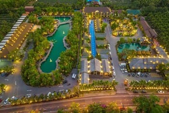 Khum Damnoen Resort