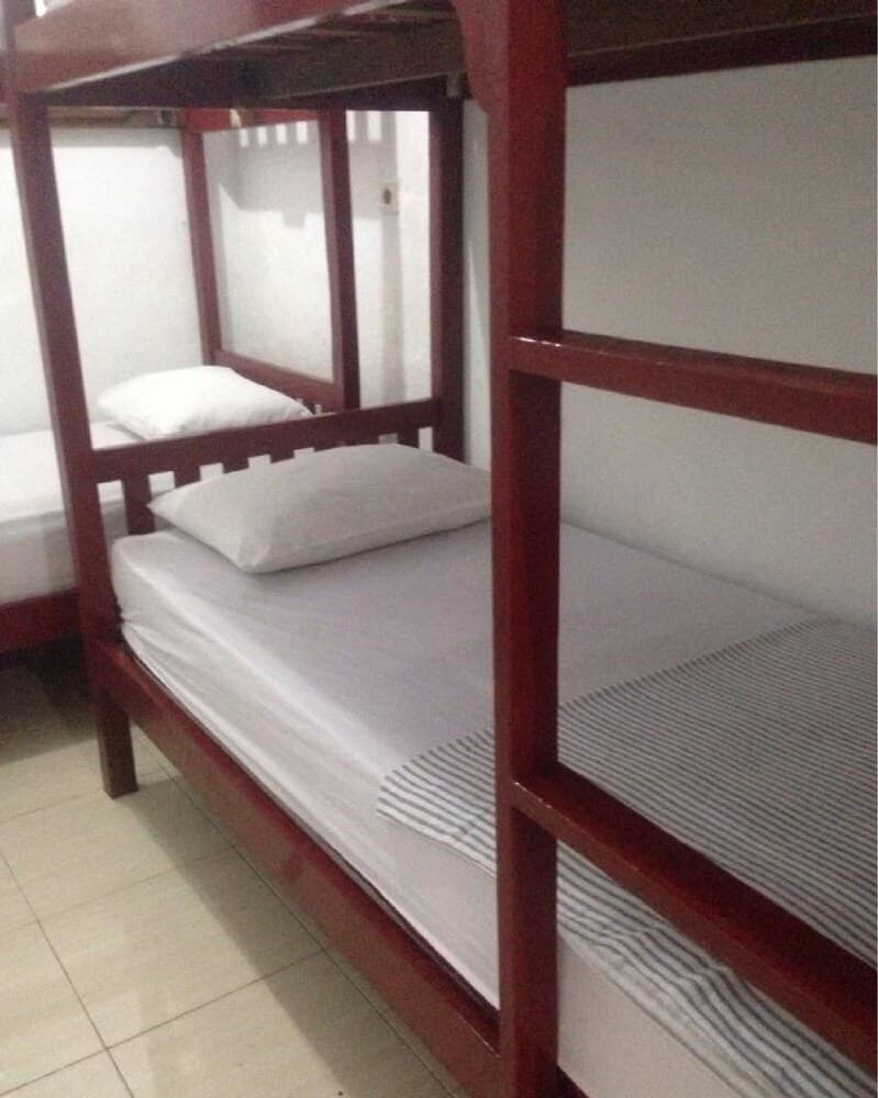 Good For Ya Knee Hostel - Adults Only