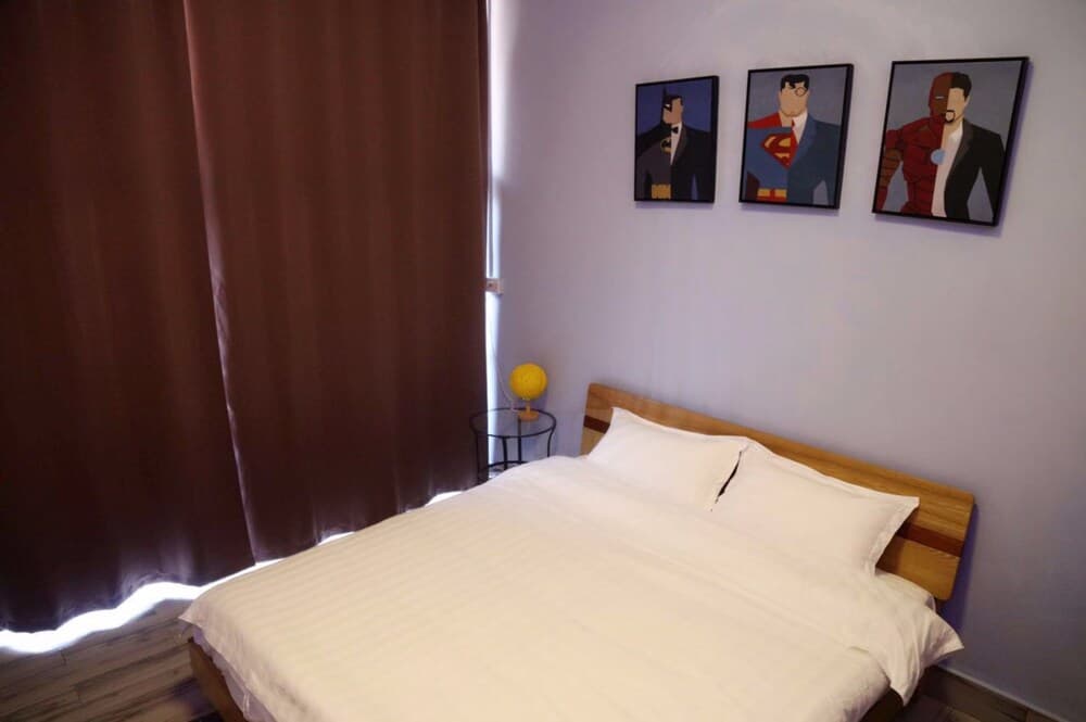 Zhaohuaxishi Youth Hostel