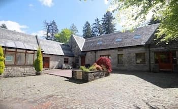 Auchenheglish Lodges - The Coachhouse