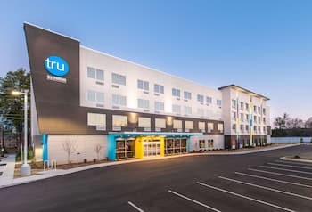 Tru by Hilton Fayetteville I-95, NC
