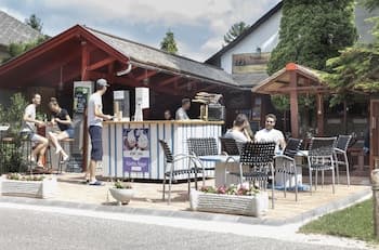 Vadásztanya Apartmanok