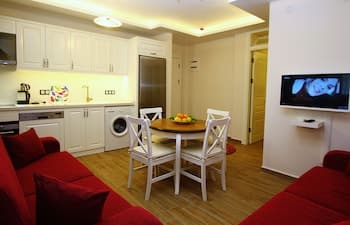 Cesme Kale Tas Apart