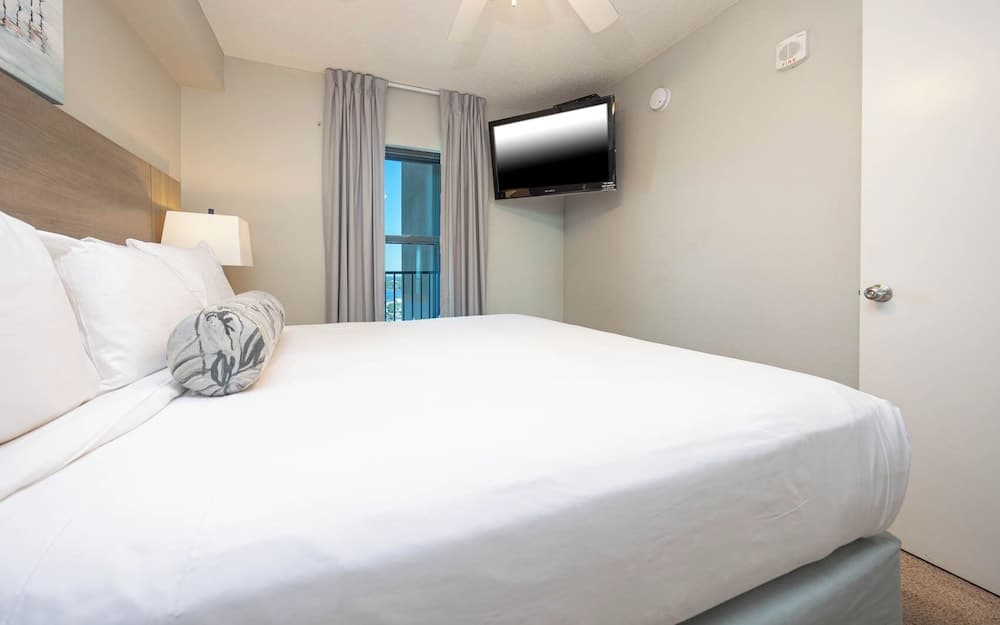 Phoenix All Suites West Hotel