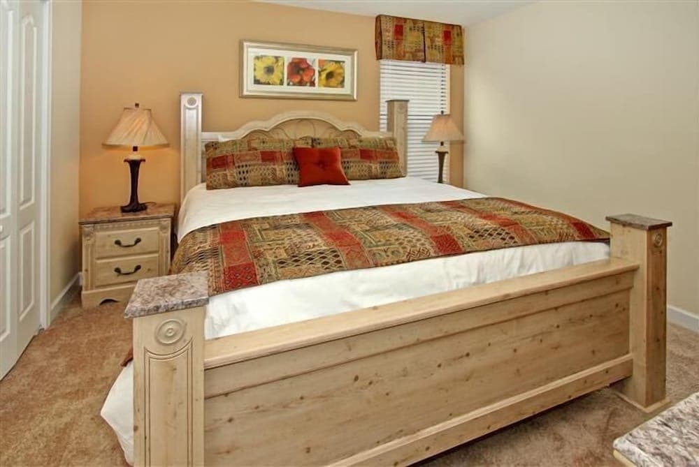 Champions Gate #4 - The Retreat - 8 Bed 5 Baths Villa