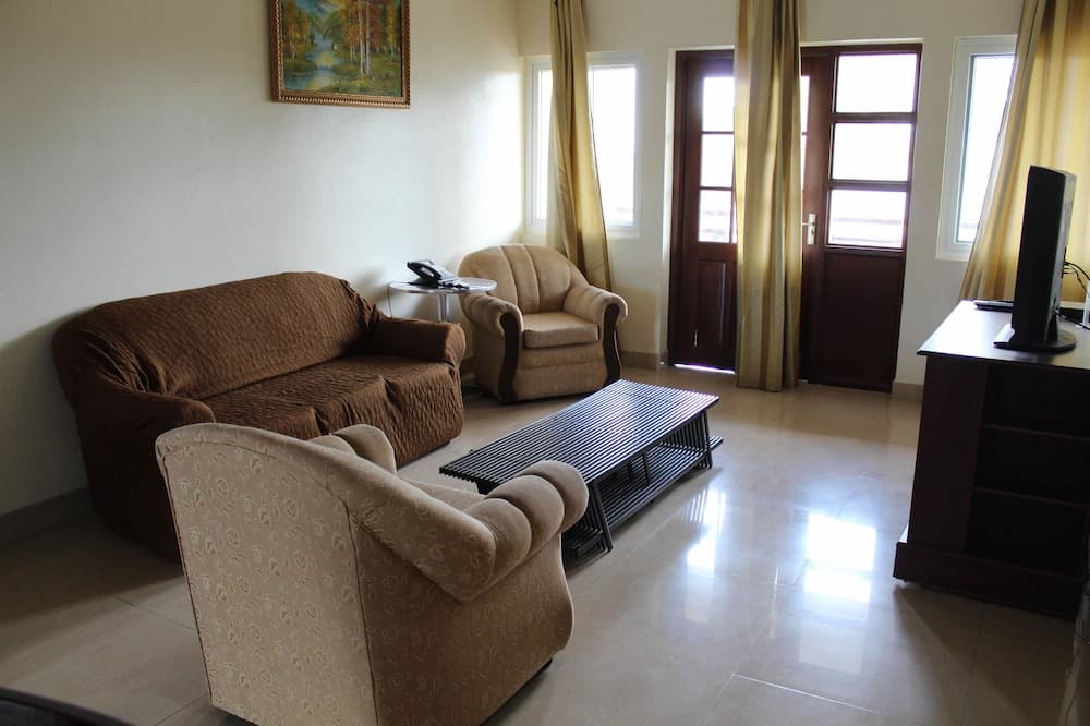 CHOJ Rentals - Sun Island Apartments