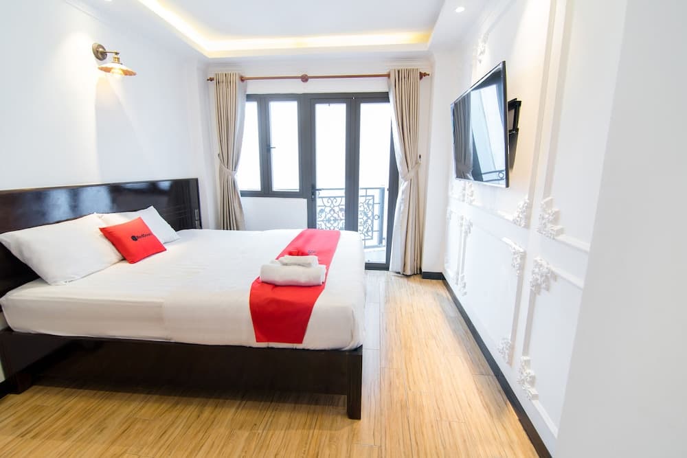 RedDoorz Plus near Ba Chieu Local Market