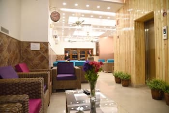 Atlanta at New Delhi Train Station - Hostel