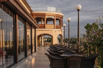 Akhasheni Wine Resort and Spa