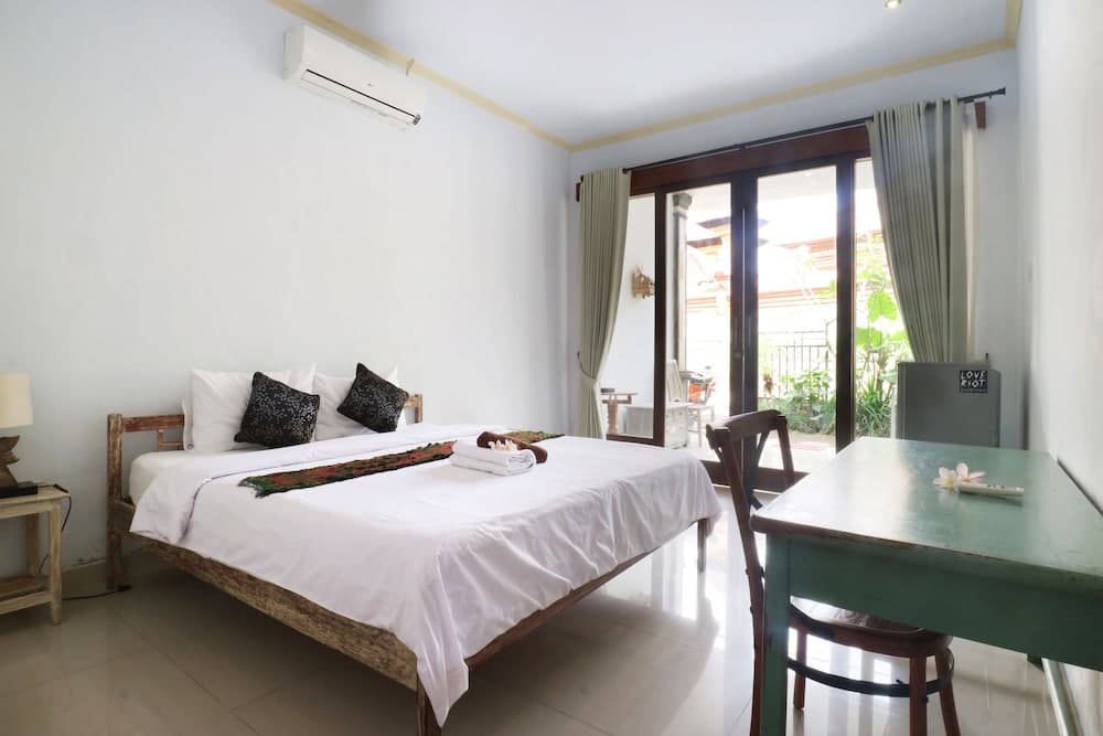 The Wina Echo Beach Guesthouse