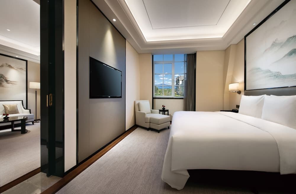 Crowne Plaza Huailai by IHG