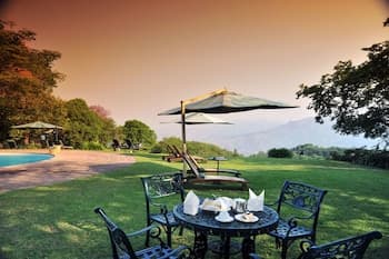 Coach House Hotel & Spa