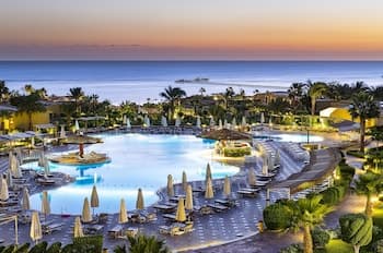 The Three Corners Fayrouz Plaza Beach Resort