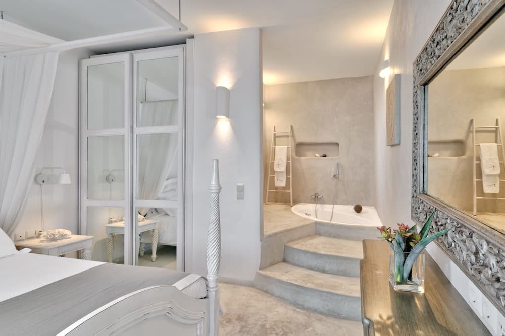 Lilly Residence-All Sea View Suites | Adults Only