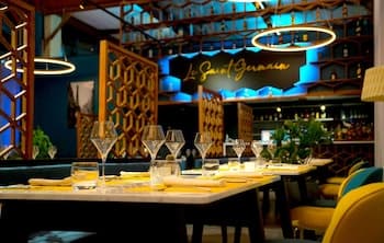 Le Louvre Hôtel & Spa