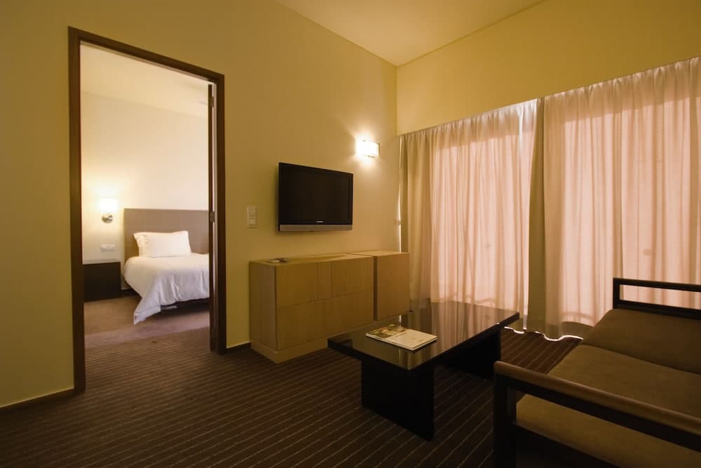 Hotel Girassol - Suite Hotel