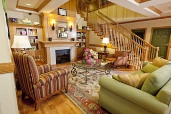 Holiday Inn Hotel & Suites Barstow, an IHG Hotel