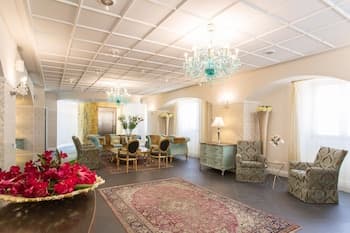 Marina Holiday Resort & Spa