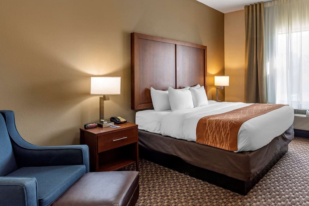 Comfort Inn & Suites Atoka-Millington