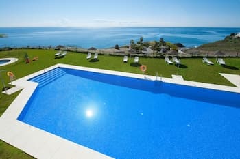 Olée Nerja Holiday Rentals By Fuerte Group