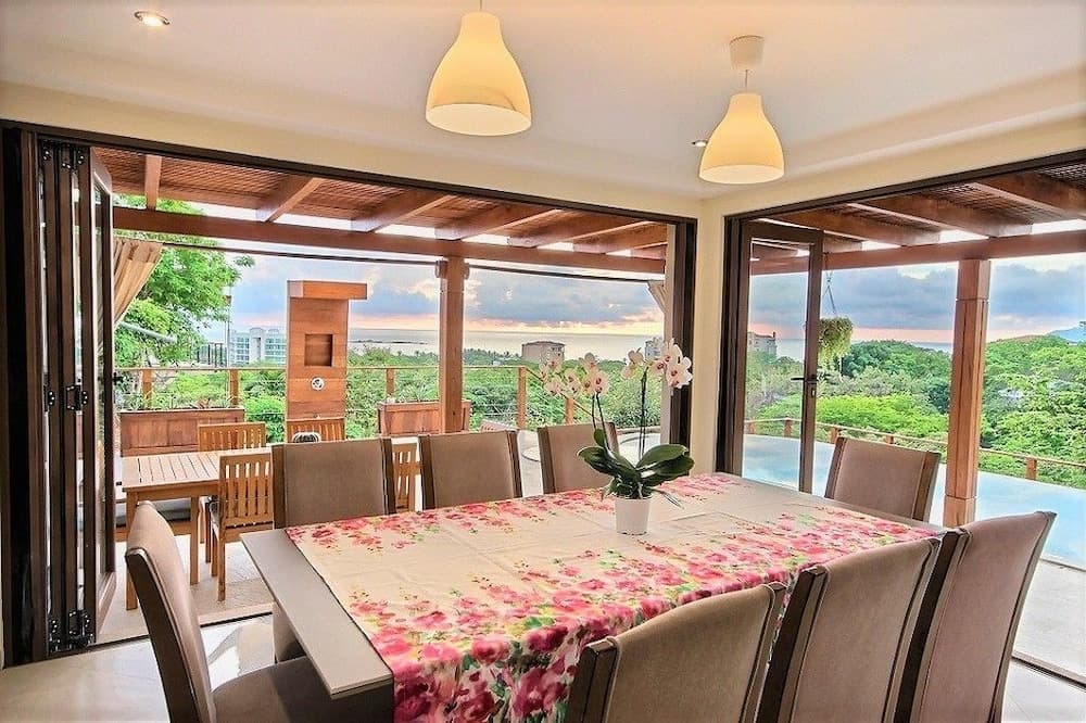 Villa Atardecer - 4 Br home