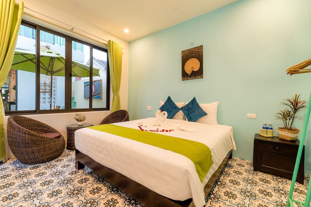 Sunny Riverside Homestay