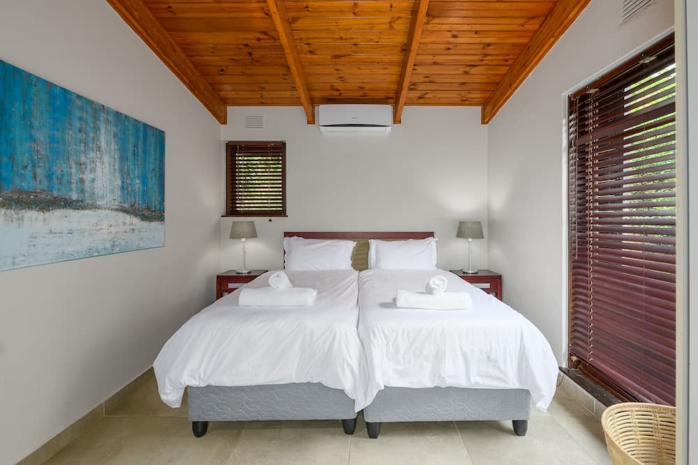 San Lameer Villa Rentals 3107