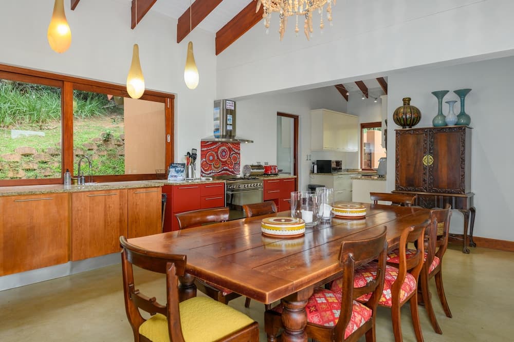 San Lameer Villa Rentals 5910