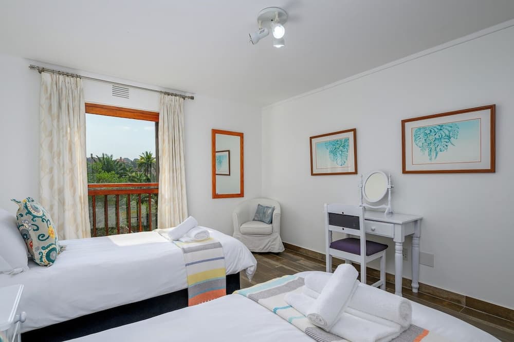 San Lameer Villa Rentals 10307