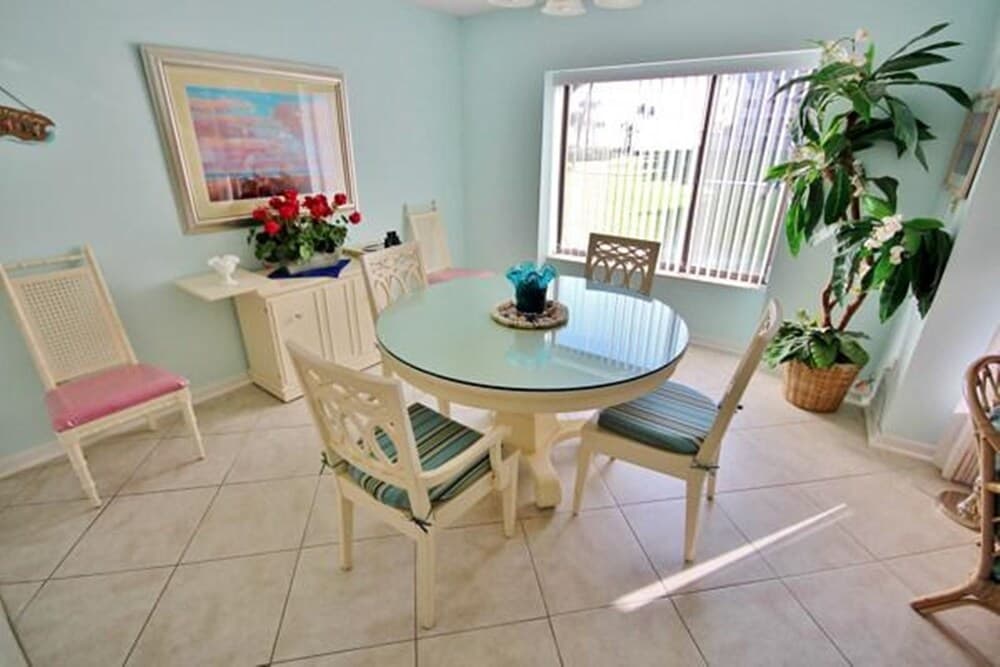 Errol by the Sea 115 Apartment 2