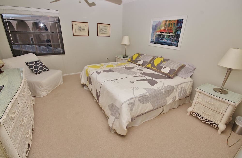 Seaward B103 Apartment 2