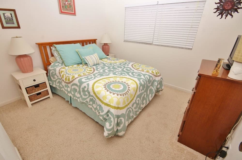 Sea Coast Gardens III 313 Apartment 2