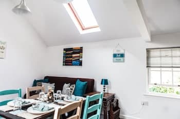 Cyrus House Cottage Apartment