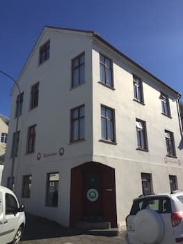 Baldursbrá Guesthouse