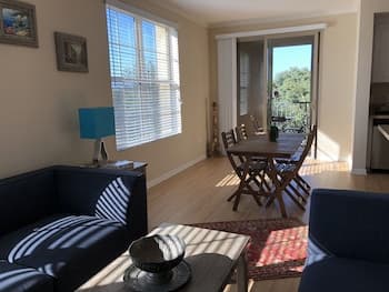 Resort Style Luxury 2BD Suite in Irvine's Spectrum Center