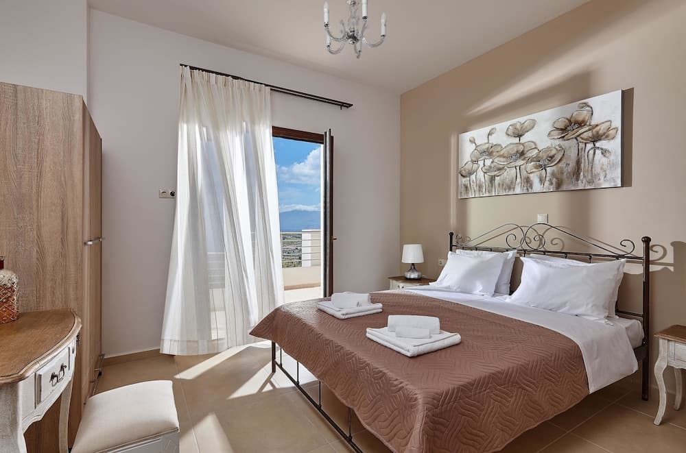 Orelia Cretan Villas & Deluxe Apartments