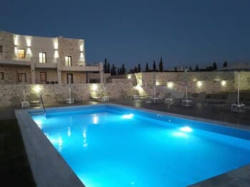 Orelia Cretan Villas & Deluxe Apartments