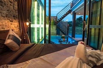 KG Private Pool Villas Soi Nine