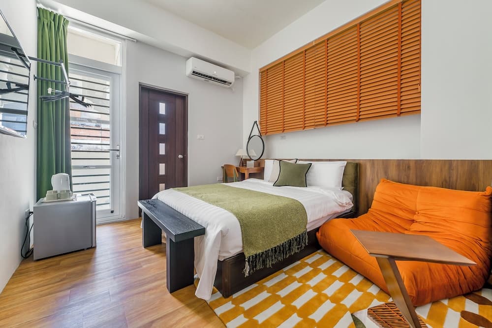 Oriental Blue Smart Stay