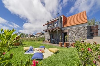 Quinta Inácia by Our Madeira