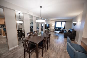 Stay Together Suites 2BD2BA Apartment