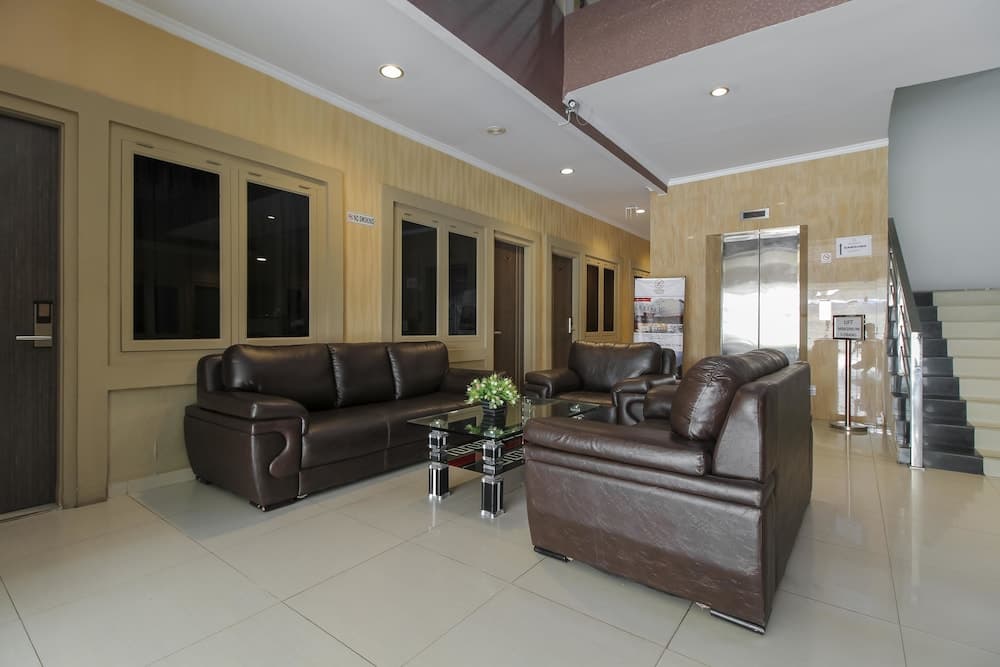 RedDoorz Plus Syariah @ Jalan Sriwijaya Medan