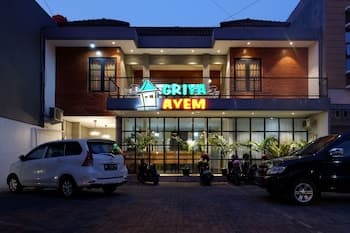 RedDoorz near Universitas Diponegoro 2