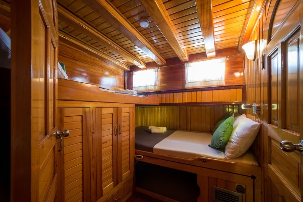 Dm Yachting - 7 Night Cruise Sun-Sun