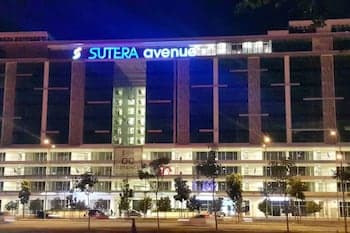 Comfy Home at Sutera Avenue
