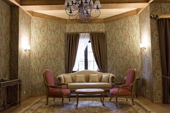 Ohotnichiy Sezony Hotel