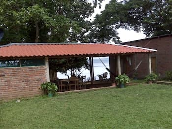 Hospedaje Los Chocoyos - Hostel