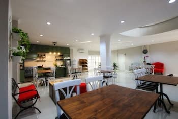 Omah Madam Bed & Breakfast