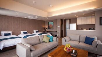 GLOCE Condominium Resort Chatan Route58