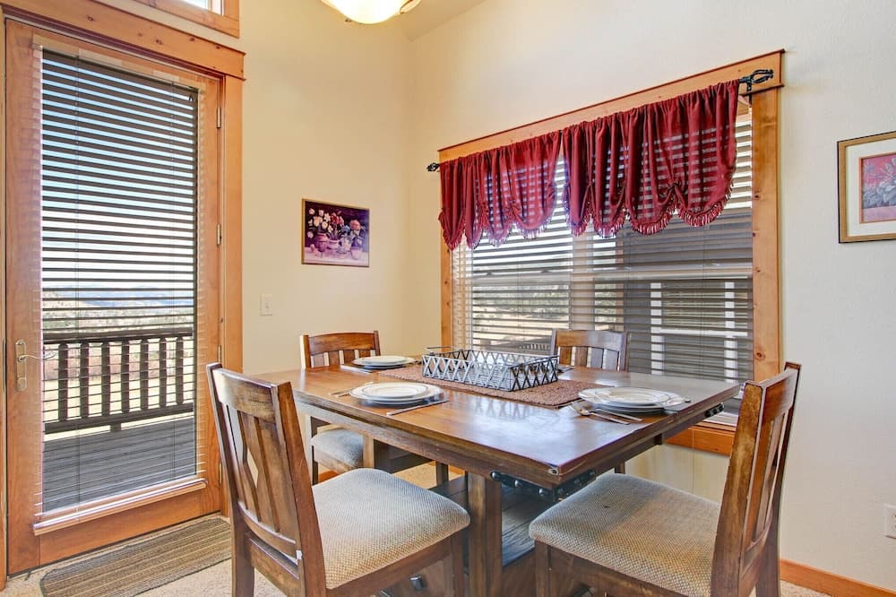 Mount Enentah 37 2 Bedroom Condo by RedAwning